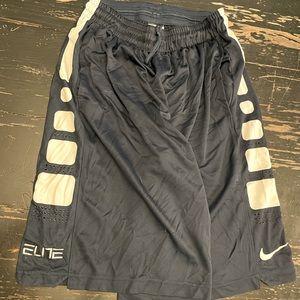 Men’s Nike Elite shorts